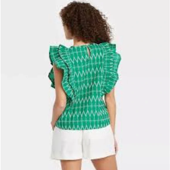 Universal Thread Ruffle Top - Picture 3 of 13